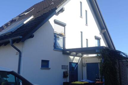 Haus Dinslaken Hiesfeld - 4.5 Zimmer, 140 m&sup2;, 470.000&euro; | Angebot:26095461