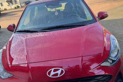 Hyundai i10 6.900 km 13.999 &euro; Marl 45779