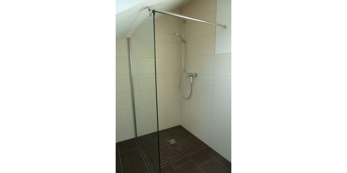 *Eine Oase zum Wohlfühlen* - Großzügige Doppelhaushälfte mit Terrasse, Garten und Garage in HER-Baukau 5 zimmer