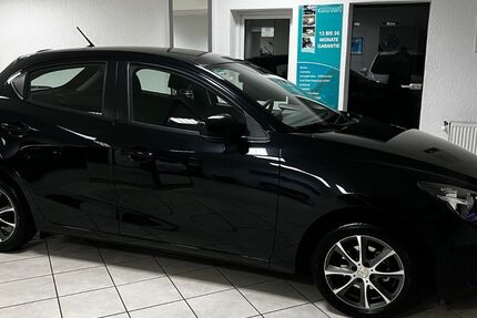 Mazda 2 89.200 km 9.999 &euro; Voerde 46562