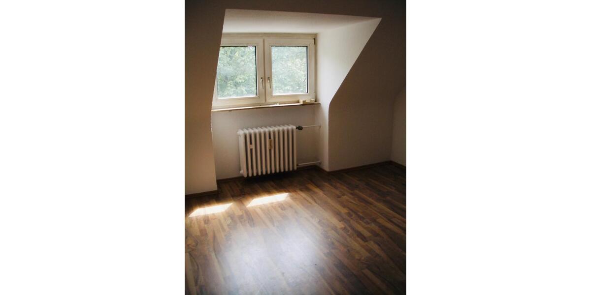 Dachgeschoßwohnung Essen Stadtbezirk V - 2.5 Zimmer, 54 m&sup2;, 375&euro; | Angebot:27623444