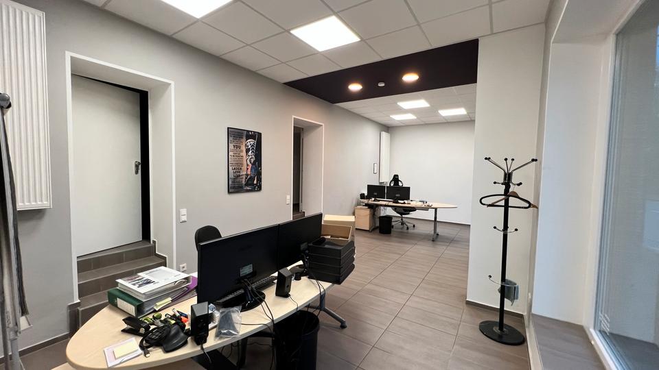 Modernes Ladenlokal ca. 62 m² in Velbert Langenberg zimmer