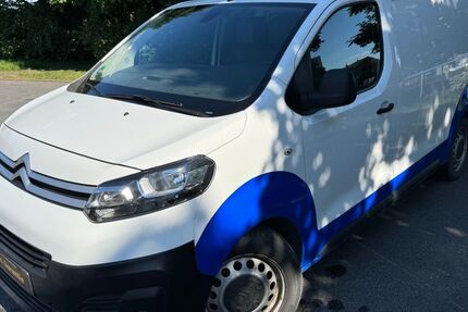 Citroen Jumpy 150.000 km 11.399 € Düsseldorf 40231