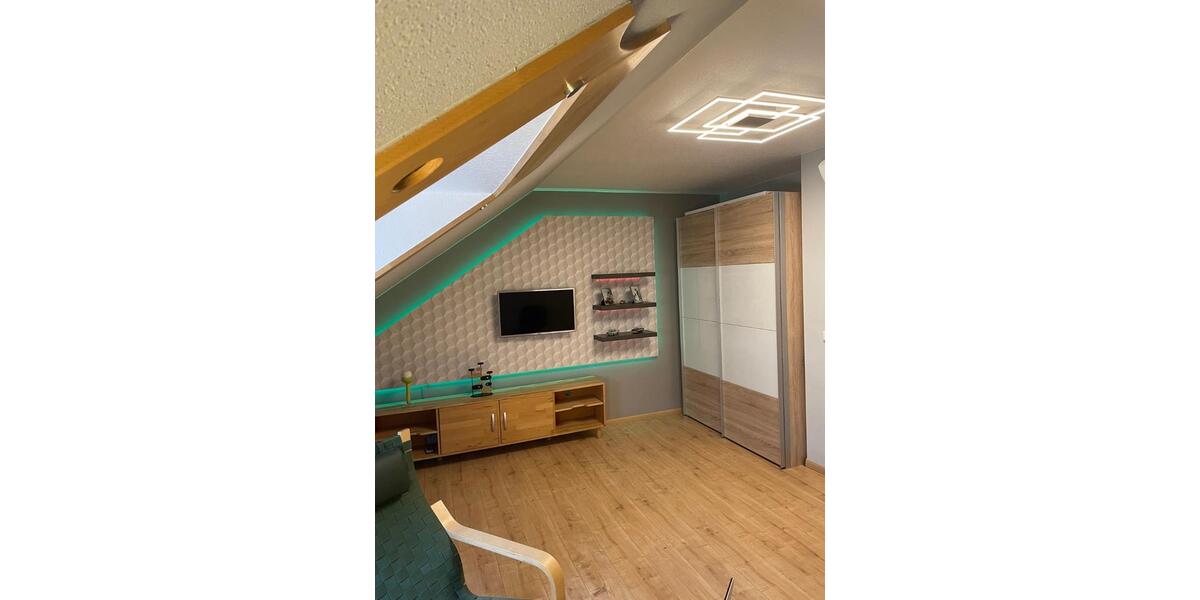 Modernes RMH mit Smart Home, hochw. Ausstattung und gepfl. Garten 5 zimmer