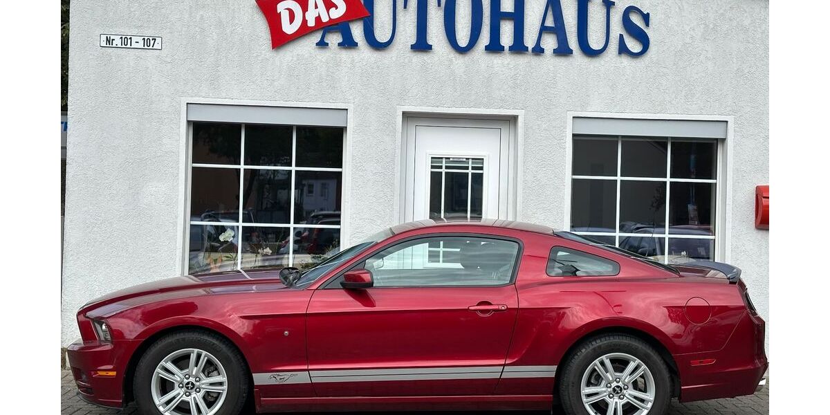 Ford Mustang 42.000 km 22.750 &euro; Marl 45770