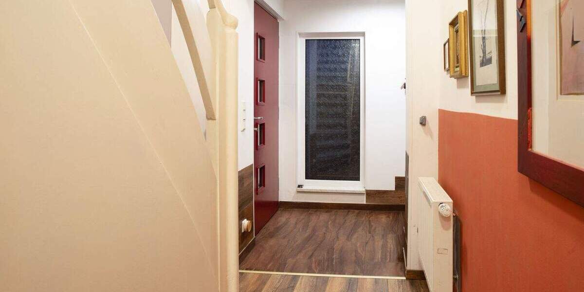 Einfamilienhaus Bottrop Eigen - 8 Zimmer, 162 m&sup2;, 588.000&euro; | Angebot:25696619