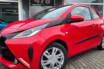 Toyota Aygo (X) 105.912 km 5.990 &euro; Moers 47443