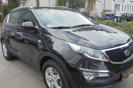 Kia Sportage 133.421 km 10.900 € Recklinghausen 45659