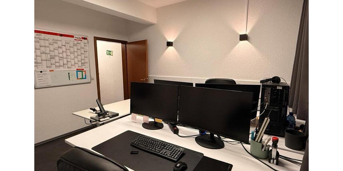 Büro auf zwei Etagen - kurzfristig verfügbar zimmer