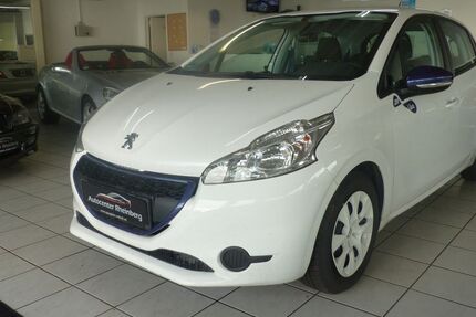 Peugeot 208 90.000 km 7.299 € Rheinberg 47495