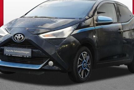 Toyota Aygo (X) 37.700 km 11.289 &euro; Bochum 44807