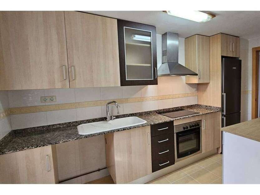 Wohnung zum Kaufen in Alicante - Alacant 410.000 € 133 m²