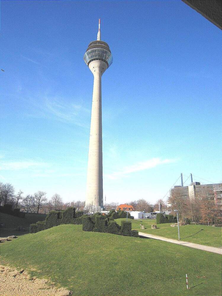 Schicke 3 Zimmer-Wohnung in BestlageNähe Rheinturm