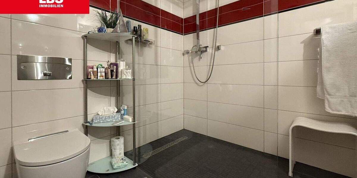 3,5 Raum Eigentumswohnung mit großer Loggia und Garage in Dorsten-Rhade 3 zimmer