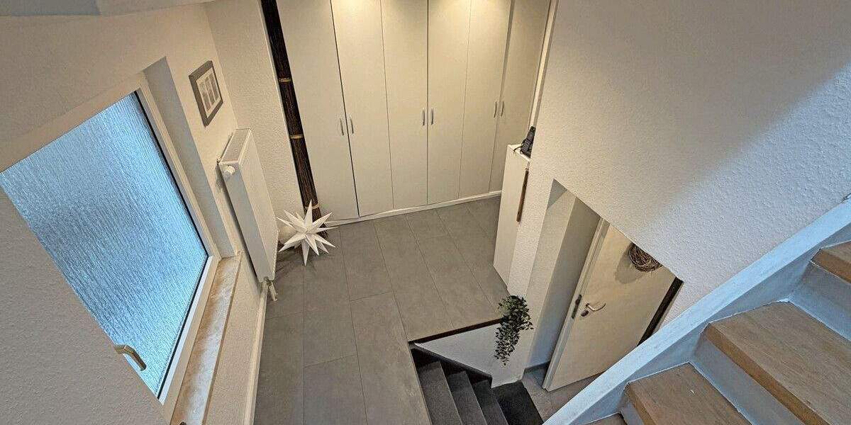 Einfamilienhaus Hünxe Krudenburg - 8 Zimmer, 246 m&sup2;, 550.000&euro; | Angebot:24858215