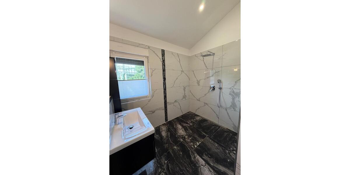 Doppelhaushälfte Essen Stadtbezirk V - 4.5 Zimmer, 150 m&sup2;, 2.800&euro; | Angebot:27615851