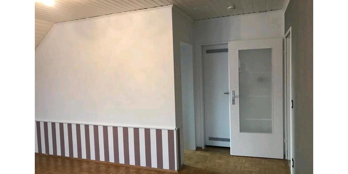 Dachgeschoßwohnung Recklinghausen Hillerheide - 2 Zimmer, 63 m&sup2;, 525&euro; | Angebot:25056179