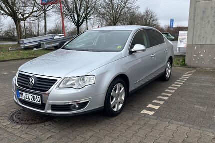 VW Passat 214.000 km 2.900 &euro; Mülheim 45473