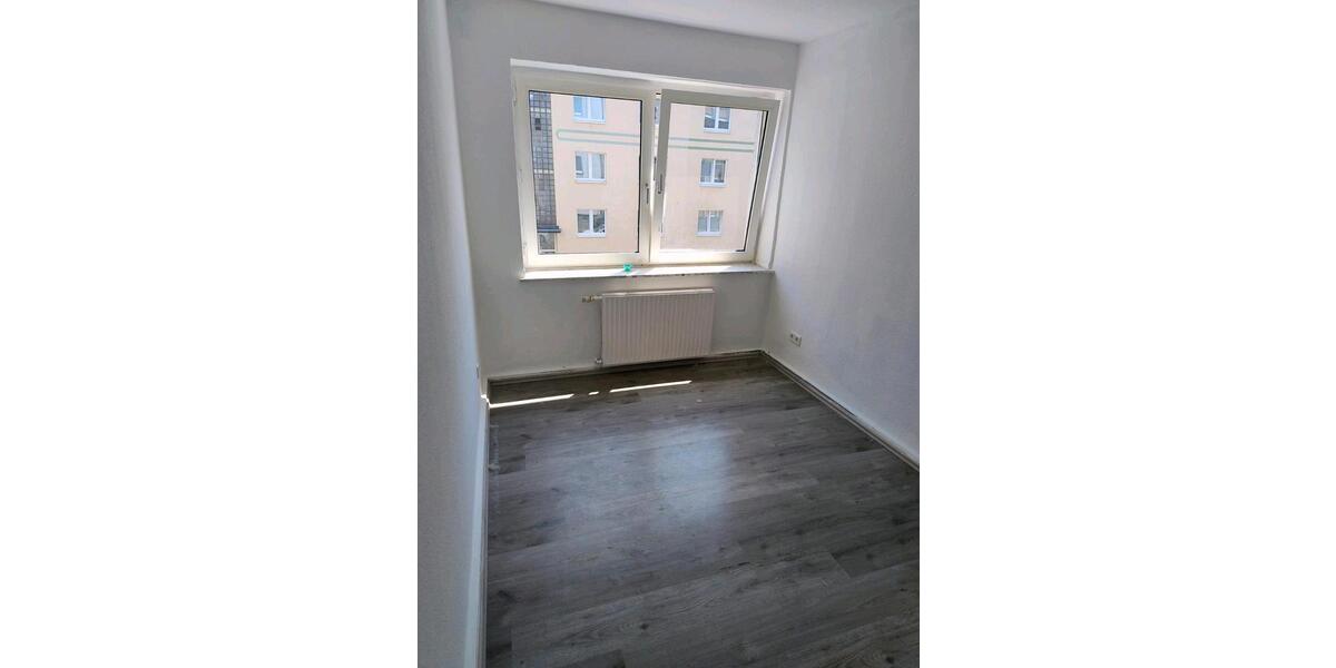 Etagenwohnung Herne Eickel - 4 Zimmer, 80 m&sup2;, 750&euro; | Angebot:25055011