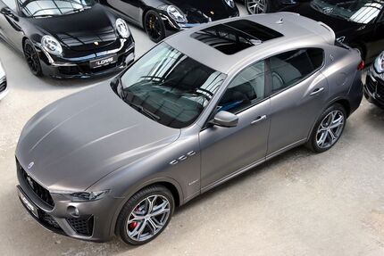 Maserati Levante 61.212 km 46.390 € Düsseldorf 40237