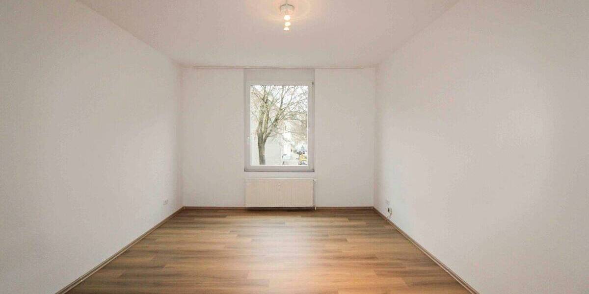 Etagenwohnung Essen Steele - 4 Zimmer, 102 m&sup2;, 135.000&euro; | Angebot:26892964