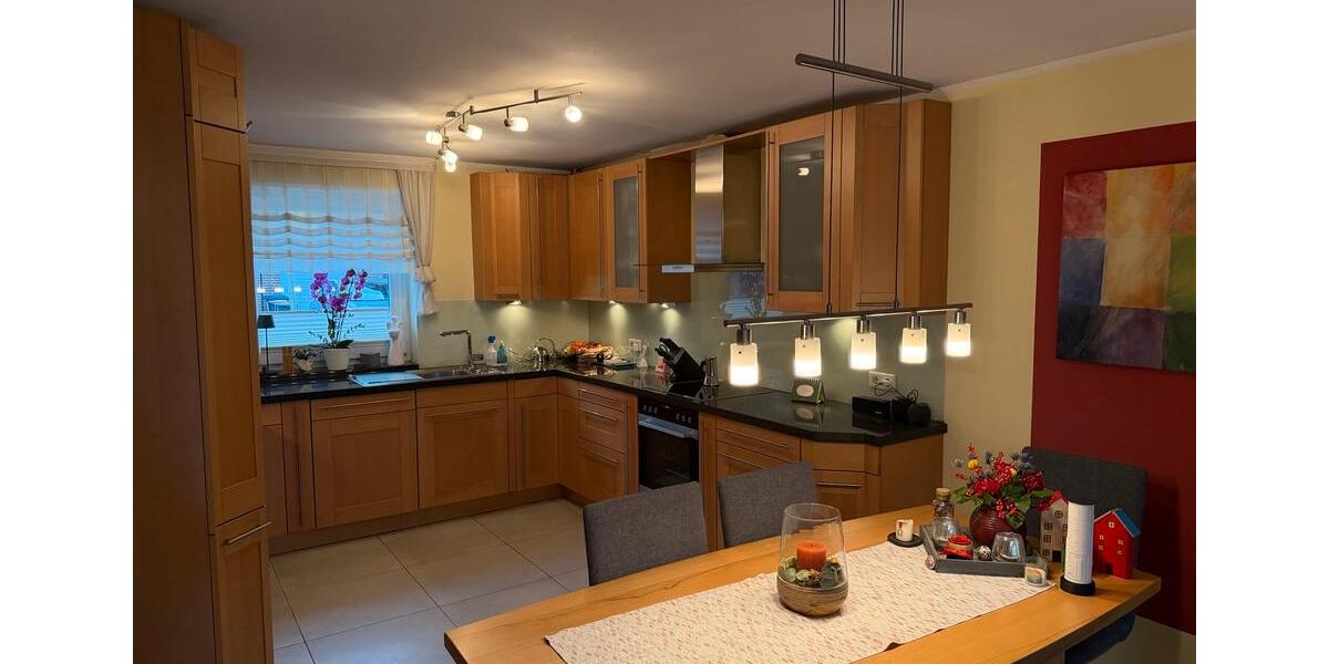 Hochwertige Doppelhaushälfte direkt am Theater - Provisionsfrei! 5 zimmer