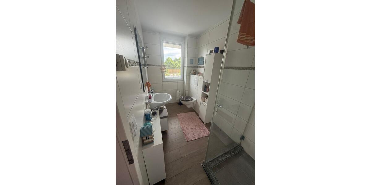 Doppelhaushälfte Oberhausen Biefang - 7 Zimmer, 161 m&sup2;, 1.950&euro; | Angebot:27615887