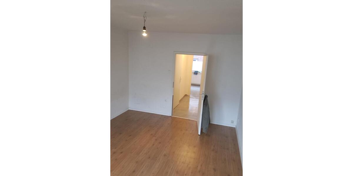 Erdgeschoßwohnung Duisburg Duisburg-Mitte - 1.5 Zimmer, 32 m&sup2;, 480&euro; | Angebot:25571240