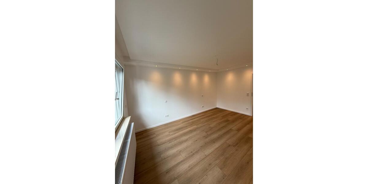 Etagenwohnung Moers Rheinkamp - 3 Zimmer, 79 m&sup2;, 1.550&euro; | Angebot:27619547