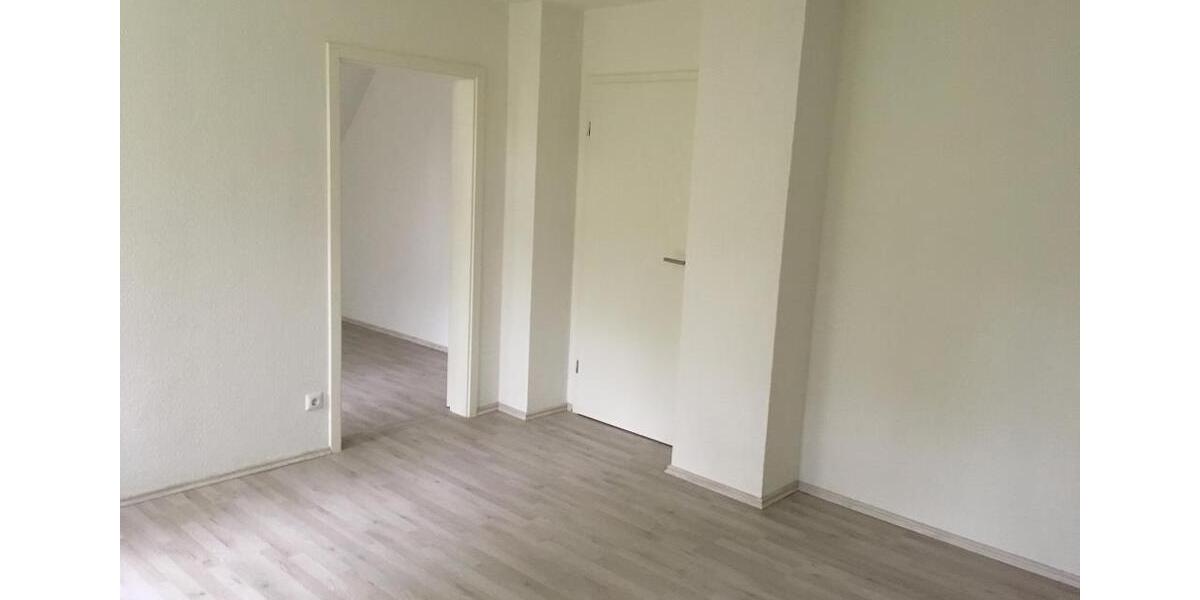 Dachgeschoßwohnung Gelsenkirchen Gelsenkirchen-Nord - 3 Zimmer, 60 m&sup2;, 419&euro; | Angebot:26422042