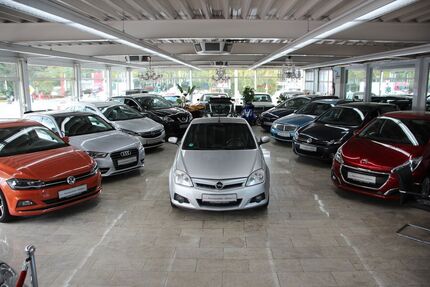 Opel Tigra 210.000 km 1.000 € Essen 45356