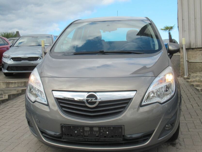Opel Meriva 163.811 km 3.890 € Herne 44653