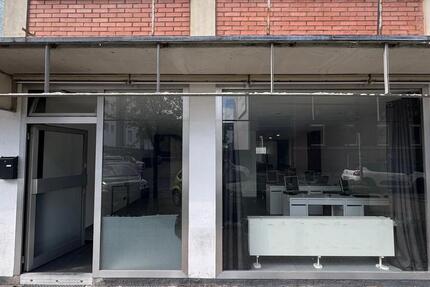 Saniertes Ladenlokal mit großer Straßenfront in OB-Sterkrade | zimmer