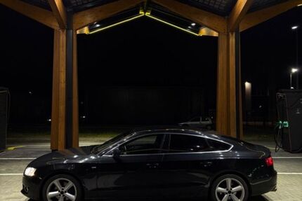 Audi A5 155.000 km 11.390 &euro; Wesel 46485