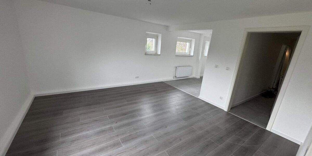 Etagenwohnung Moers Hochstraß - 2 Zimmer, 49 m&sup2;, 420&euro; | Angebot:26035832
