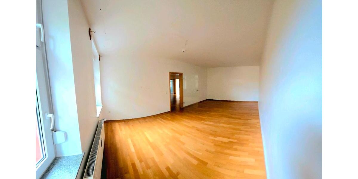 Etagenwohnung Herne Wanne-Bickern - 5 Zimmer, 140 m&sup2;, 2.600&euro; | Angebot:27577516