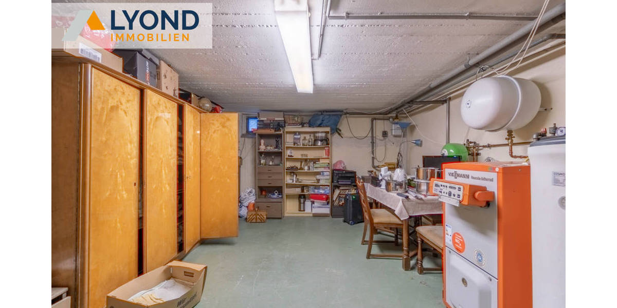 Exponierte Lage in Moers-Kapellen Doppelhaushälfte mit Potenzial- ruhige und zentrale Lage 8 zimmer