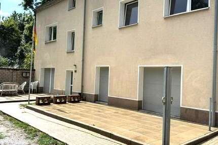 Haus zum Kaufen in Duisburg 425.000 € 240 m² 13 zimmer