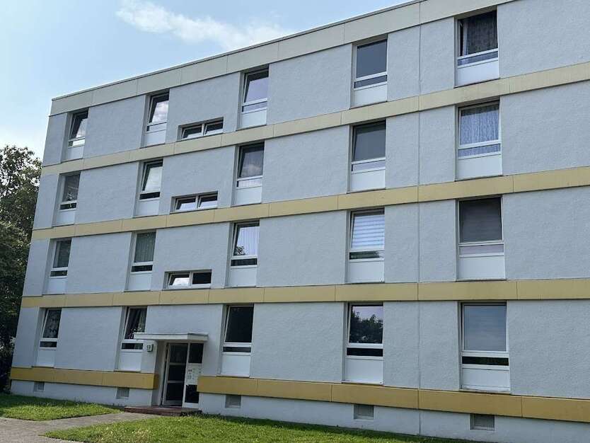 Wohnung zum Mieten in Moers 500 € 70.14 m²