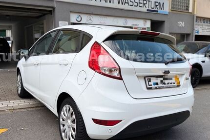 Ford Fiesta 87.200 km 4.990 &euro; Essen 45139