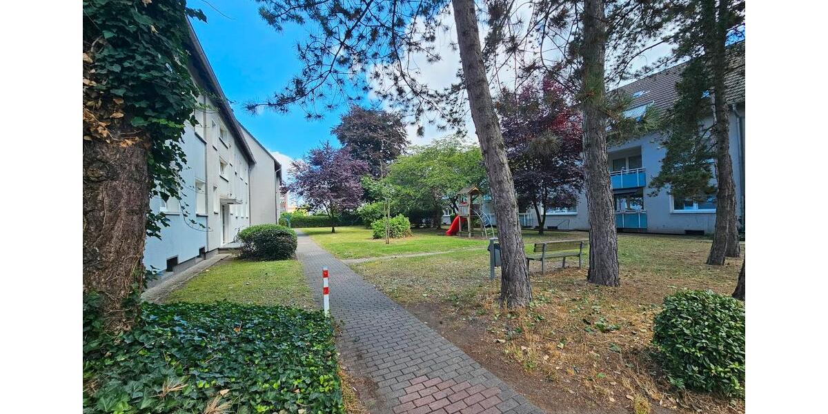 Dachgeschoßwohnung Recklinghausen Grullbad - 2.5 Zimmer, 61 m&sup2;, 427&euro; | Angebot:25363971