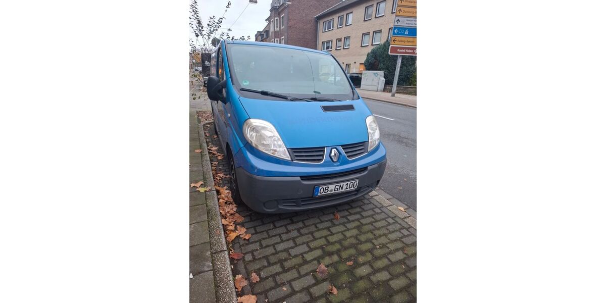 Renault Trafic 184.685 km 5.000 € Oberhausen 46147