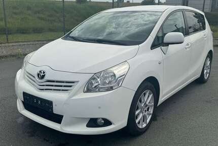 Toyota Verso 230.000 km 4.999 &euro; Castrop-Rauxel 44581