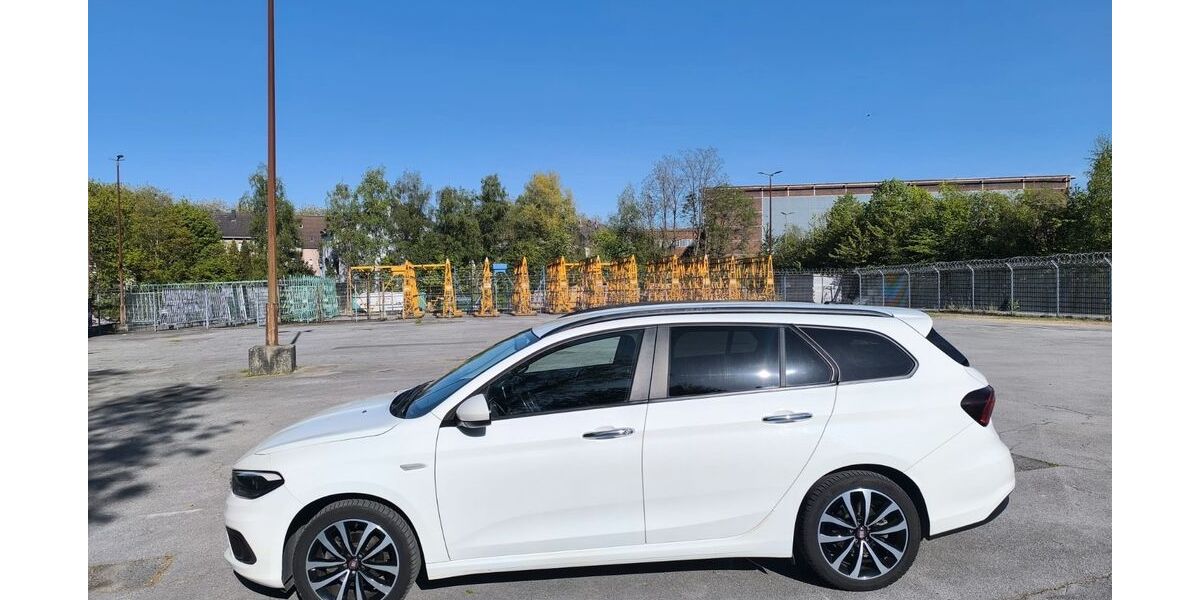 Fiat Tipo 102.000 km 9.950 &euro; Gelsenkirchen 45891