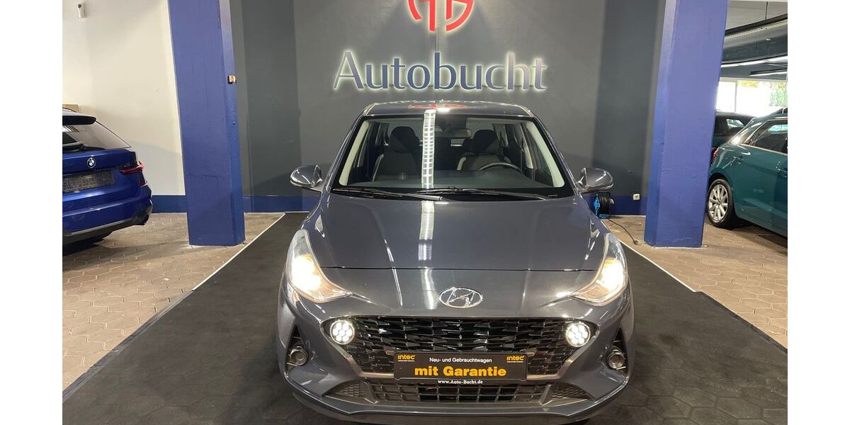 Hyundai i10 2.580 km 15.299 &euro; Oberhausen 46045