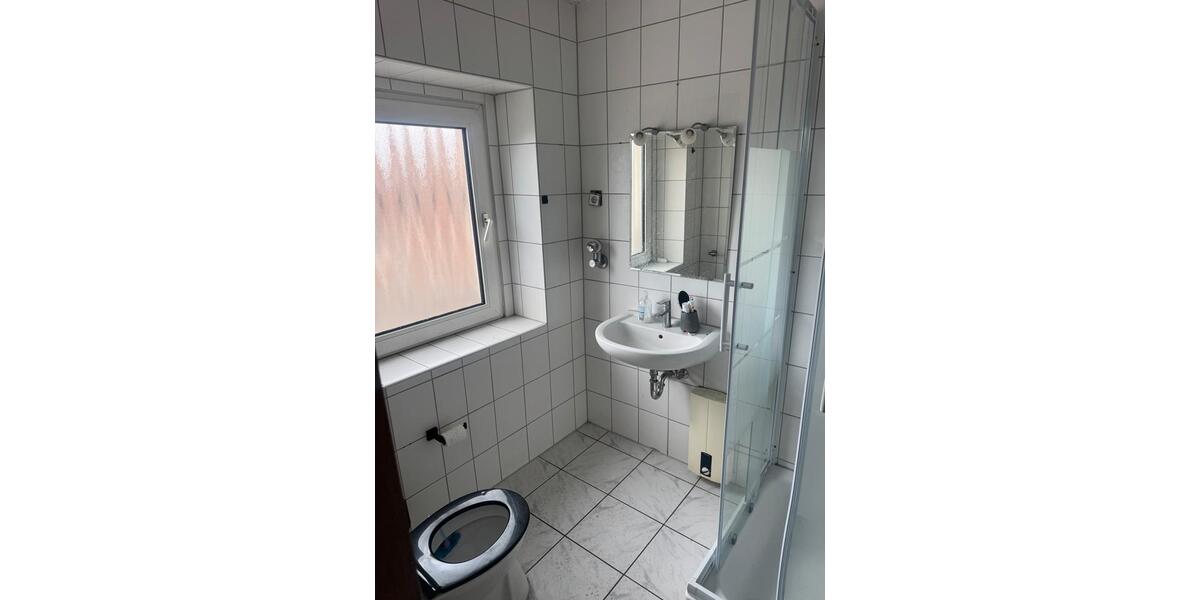 Mehrfamilienhaus, Wohnhaus Duisburg Laar - 2.5 Zimmer, 72 m&sup2;, 120.000&euro; | Angebot:27048367