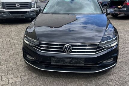 VW Passat 201.000 km 15.900 &euro; Duisburg 47057