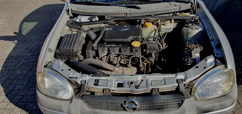 Opel Corsa B Swing 99.371 km 1.400 € Dorsten 46284