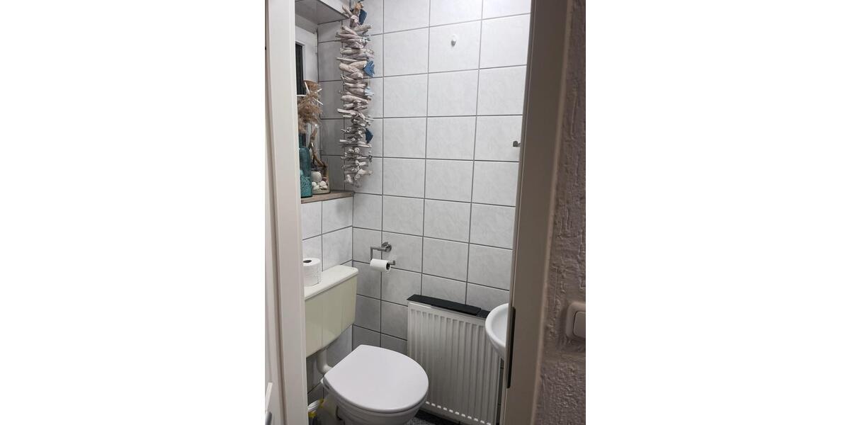 Reihenmittelhaus -modernisiert, gemütlich, mit Garten und Garagen 3.5 zimmer