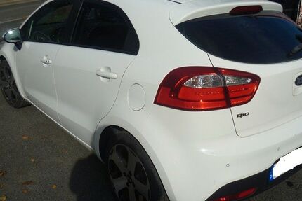 Kia Rio 185.339 km 3.500 &euro; Herne 44627